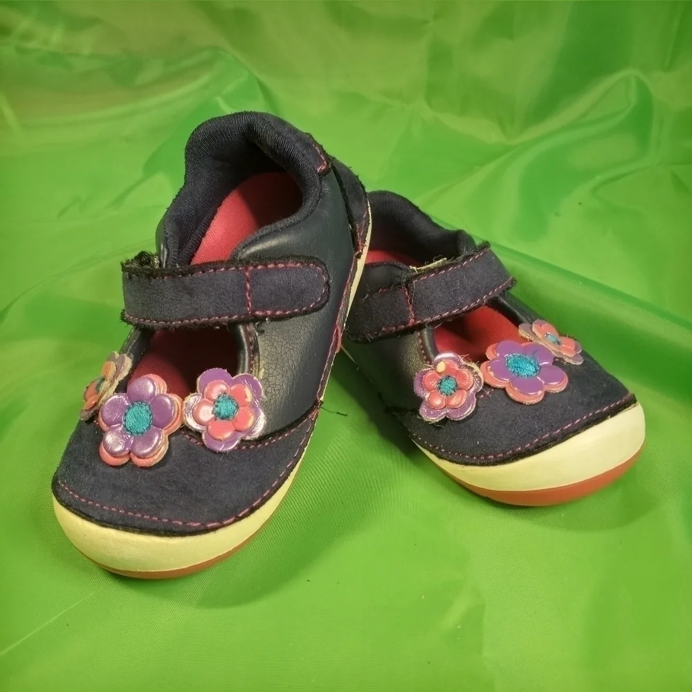 TEENY Toes Mary Jane Style Shoes Infant Size 4